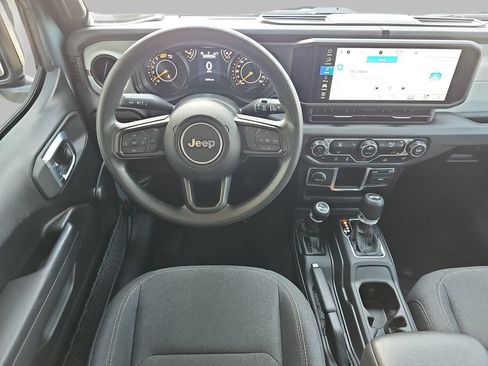 Used 2024 Jeep Wrangler Unlimited Sport AWD/4WD image 19