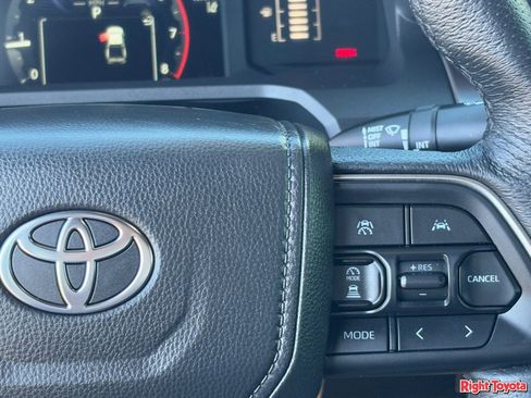 Certified 2025 Toyota Tacoma SR5 image 24