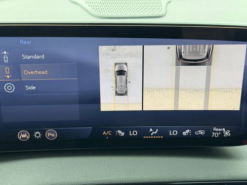 Used 2025 Buick Enclave Preferred image 32