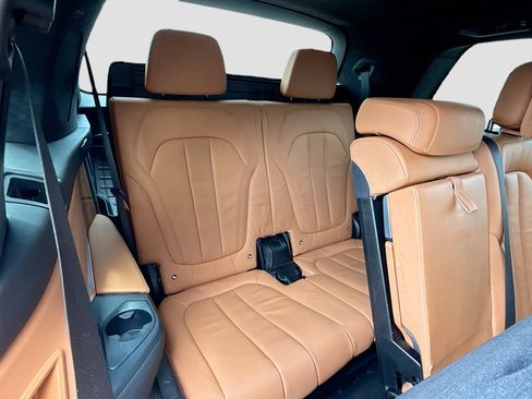 Used 2022 BMW X7 M50i w/ Executive Package AWD/4WD image 22