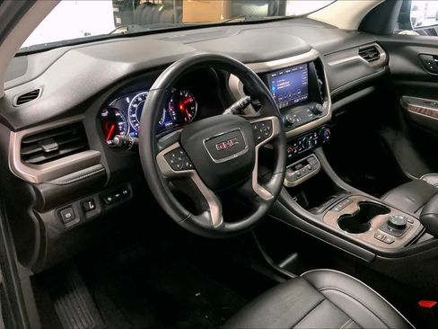 Used 2022 GMC Acadia Denali w/ Denali Ultimate Package image 2