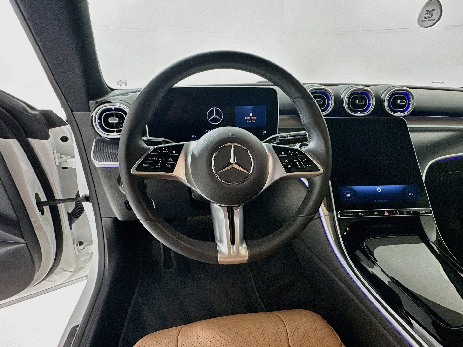Used 2024 Mercedes-Benz CLE 300 4MATIC Coupe image 12