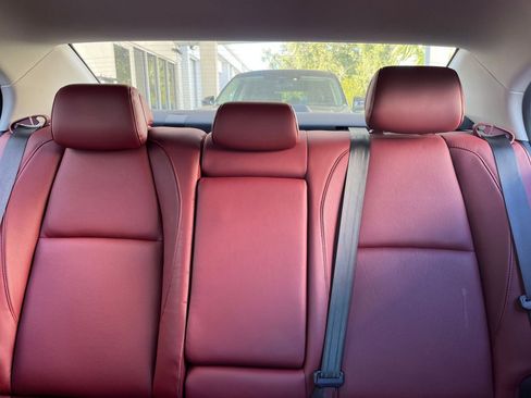 Used 2025 MAZDA MAZDA3 s image 39