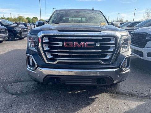 Used 2019 GMC Sierra 1500 SLT w/ SLT Premium Plus Package AWD/4WD image 6
