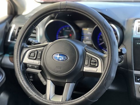 Used 2015 Subaru Outback 3.6R Limited image 15