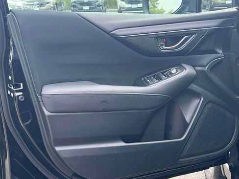 Used 2025 Subaru Outback Premium w/ Popular Package #1A image 15