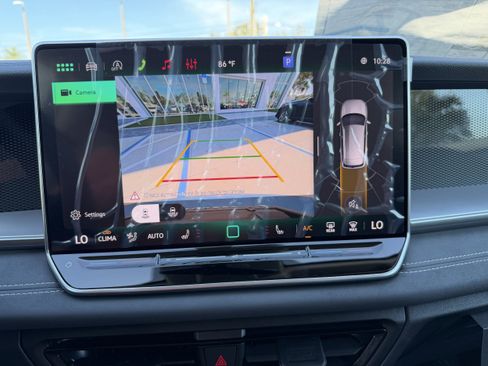 New 2026 Volkswagen Tiguan SE image 22