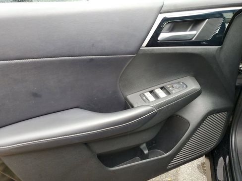 Used 2023 Mitsubishi Outlander SE Black Edition image 20