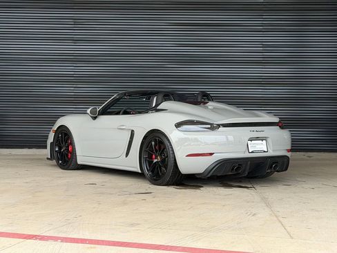 Certified 2022 Porsche 718 Boxster Spyder RWD image 3