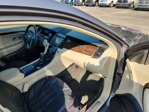 Used 2014 Ford Taurus Limited w/ Equipment Group 301A image 26