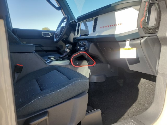 New 2026 Ford Bronco Heritage Edition AWD/4WD image 17