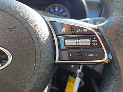 Used 2021 Kia Forte LXS image 29