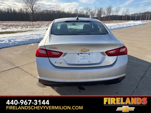 Used 2017 Chevrolet Malibu LS image 4