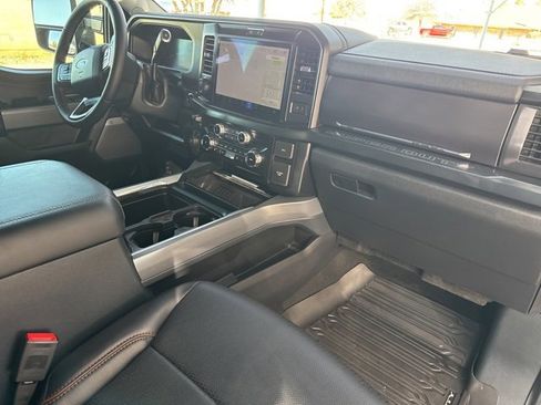 Used 2025 Ford F450 Lariat w/ Lariat Ultimate Package image 13