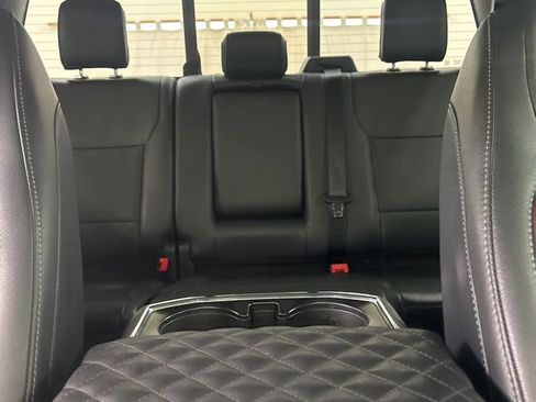 Used 2022 Ford F150 Lariat w/ Max Trailer Tow Package image 31