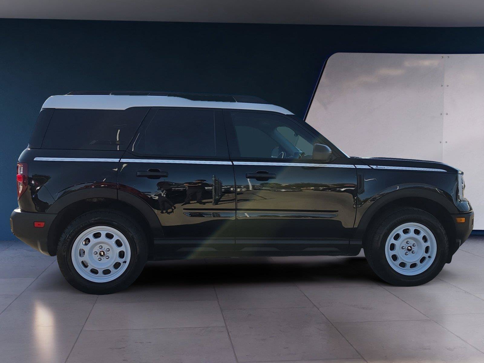 Used 2025 Ford Bronco Sport Heritage AWD/4WD image 6