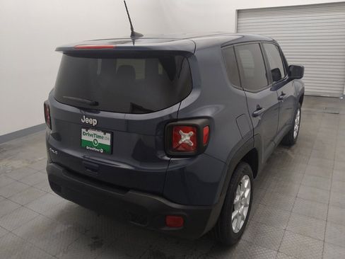 Used 2023 Jeep Renegade Latitude AWD/4WD image 7