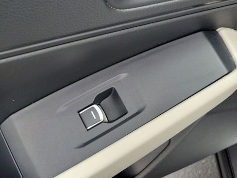 Certified 2023 Honda Accord LX image 15