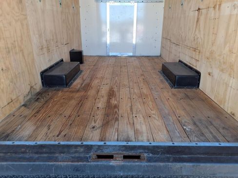 Used 2020 Chevrolet Express 3500 w/ Driver Convenience Package image 6