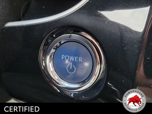 Used 2020 Toyota Prius XLE FWD image 34