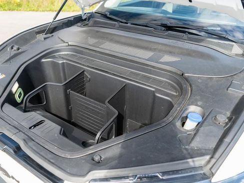 Used 2021 Ford Mustang Mach-E Premium image 11