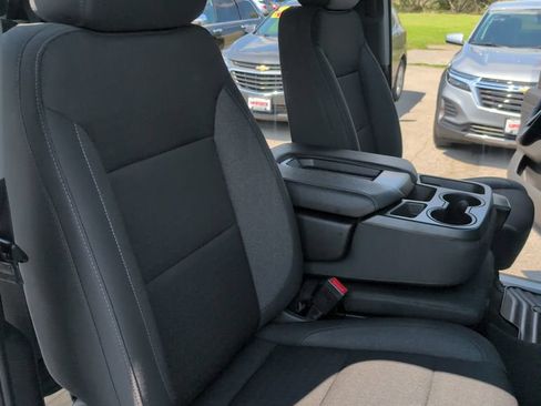 Used 2023 Chevrolet Silverado 1500 LT AWD/4WD image 19