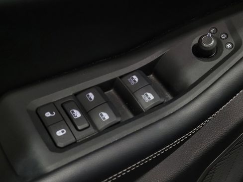 Used 2022 Jeep Grand Cherokee Limited 4xe image 27