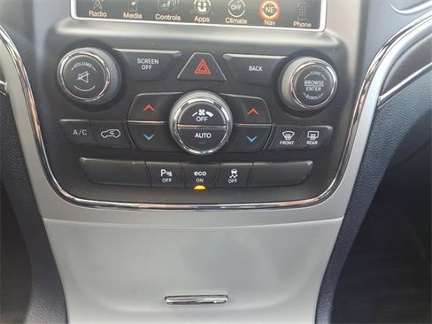 Used 2015 Jeep Grand Cherokee Overland image 20
