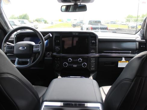 New 2026 Ford F350 Lariat w/ Black Appearance Package AWD/4WD image 20