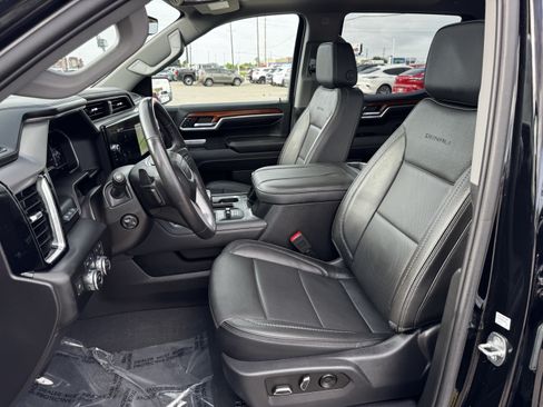 Used 2023 GMC Sierra 1500 Denali w/ Denali Reserve Package AWD/4WD image 28