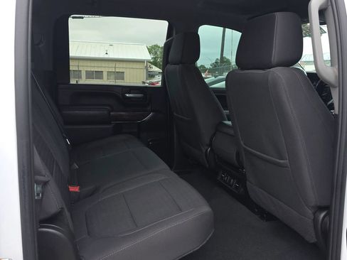 Used 2023 GMC Sierra 2500 SLE w/ SLE Value Package; AWD/4WD image 14