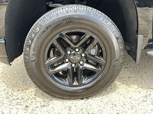 Used 2021 Chevrolet Silverado 1500 LT Trail Boss w/ Convenience Package II AWD/4WD image 32