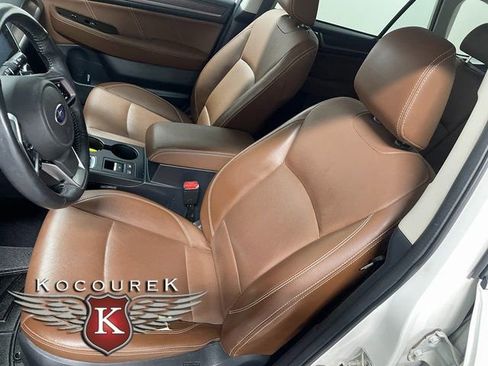 Used 2018 Subaru Outback 2.5i Touring image 12