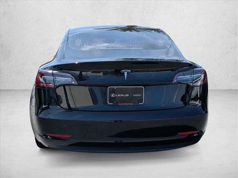 Used 2018 Tesla Model 3 Long Range image 7