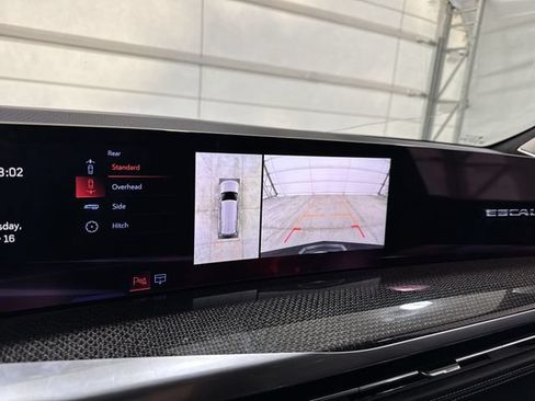 Used 2025 Cadillac Escalade V AWD/4WD image 15