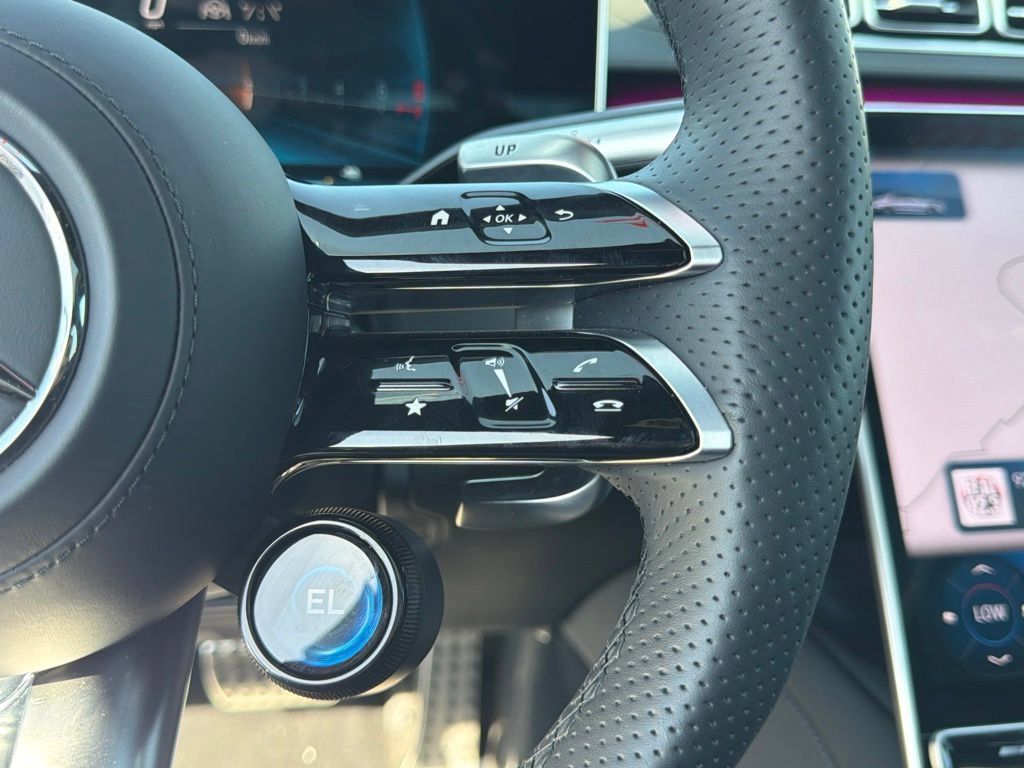 Used 2026 Mercedes-Benz S 63 AMG S image 26