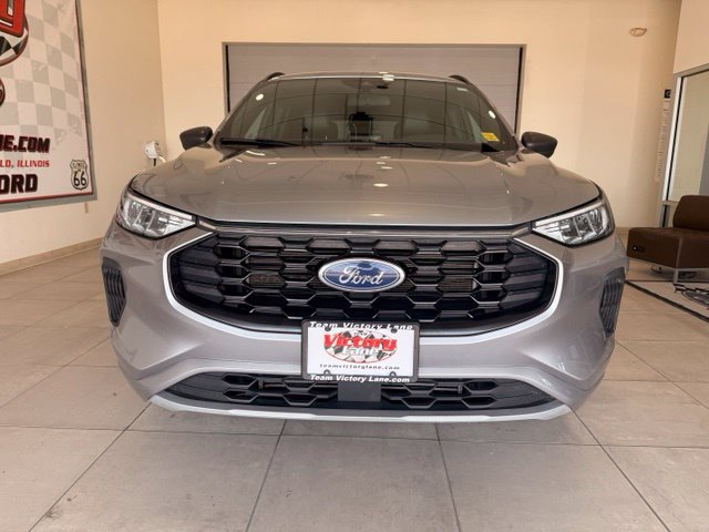 Used 2024 Ford Escape ST-Line AWD/4WD image 2