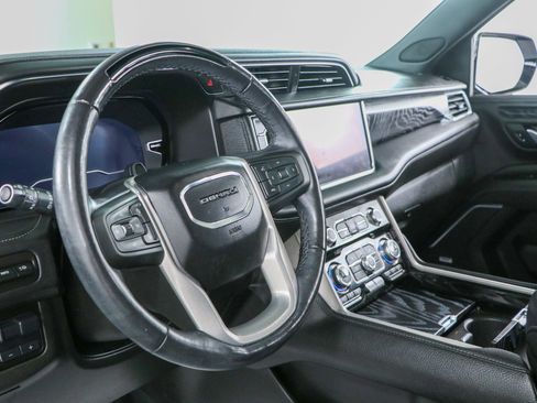 Used 2023 GMC Yukon Denali w/ Denali Reserve Package AWD/4WD image 27