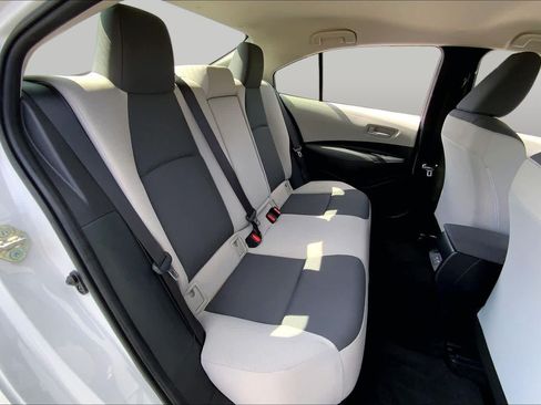 Used 2023 Toyota Corolla LE FWD image 19