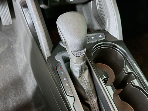 Used 2024 Chevrolet TrailBlazer LS image 23