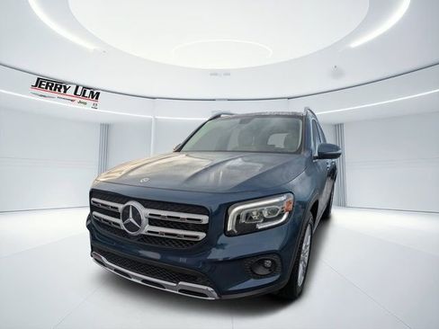 Used 2020 Mercedes-Benz GLB 250 4MATIC image 6