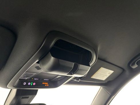 Used 2024 Chevrolet Equinox RS image 59