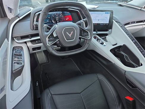 Used 2023 Chevrolet Corvette Stingray Premium Conv w/ Z51 Performance Package image 11