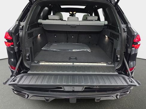 New 2026 BMW X5 xDrive50e w/ Executive Package image 12