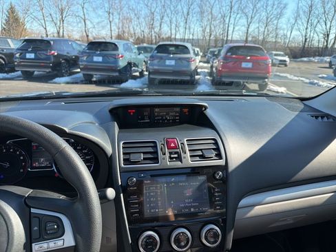 Used 2018 Subaru Forester 2.5i Premium image 15