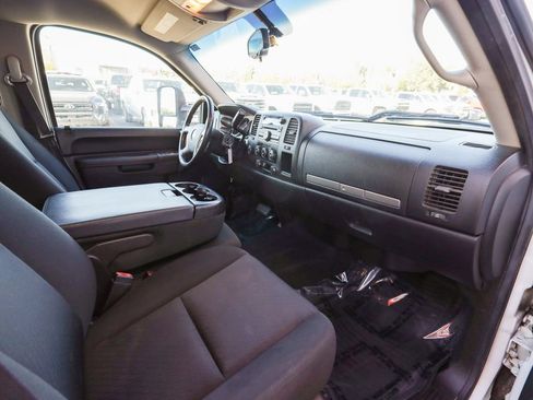 Used 2014 Chevrolet Silverado 2500 LT AWD/4WD image 22