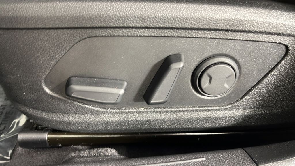 Used 2024 Kia K5 GT-Line w/ GT-Line Premium Package FWD image 32