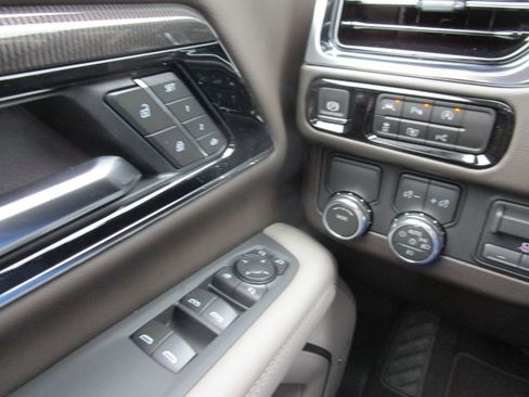 New 2026 GMC Yukon Elevation w/ Elevation Premium Package image 34