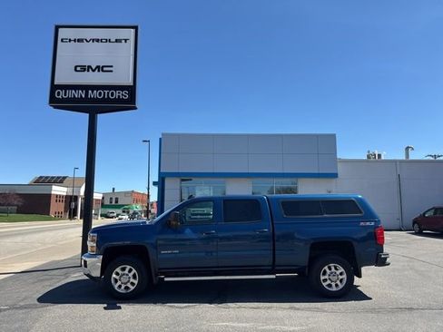 Used 2015 Chevrolet Silverado 3500 LT w/ LT Convenience Package AWD/4WD image 2