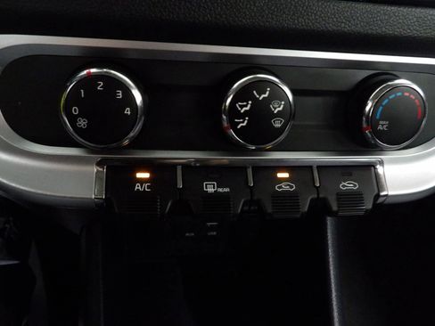 Used 2017 Kia Rio LX w/ Power Package image 11